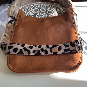 Ah Dorned Vegan Leather Crossbody Bag Camel Like New